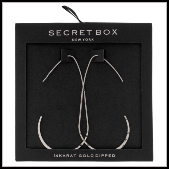 5⭐️Gorgeous Secret Box Oval Silver Earrings - Picture 2 of 3